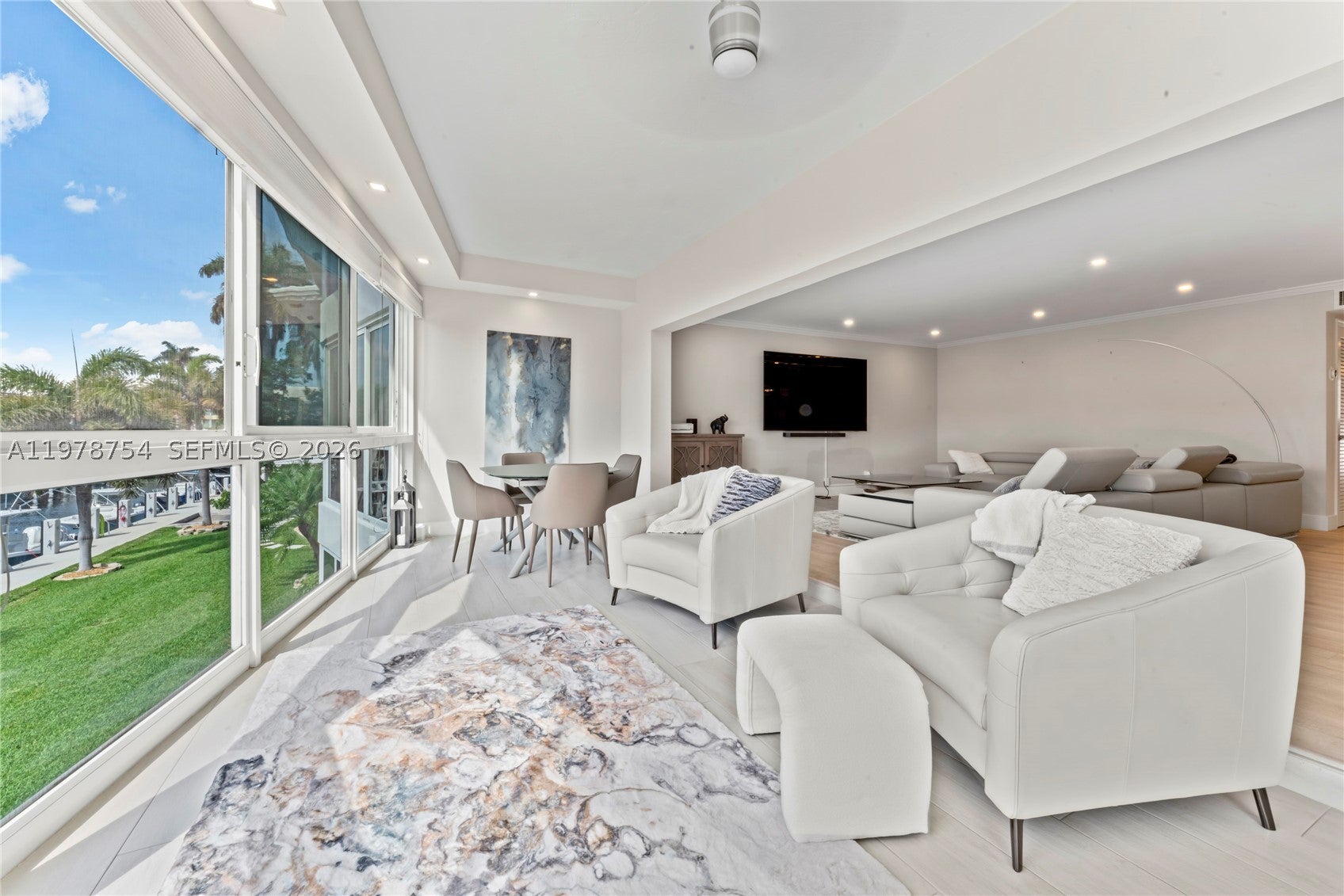 3050 NE 48th St 207, Fort Lauderdale FL 33308