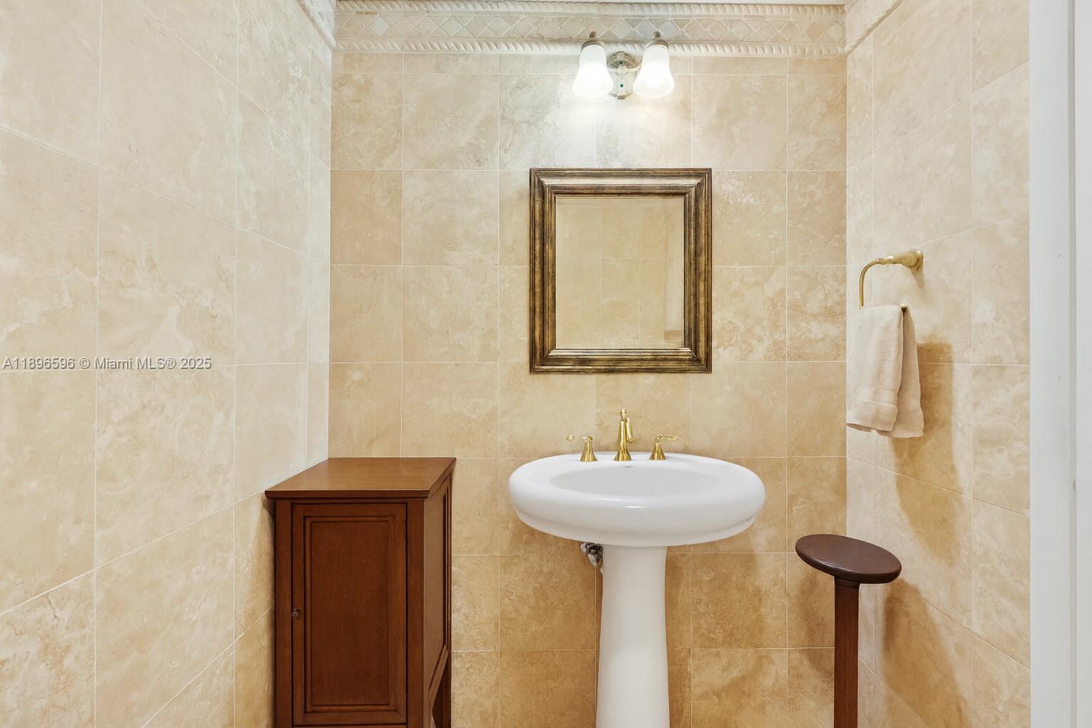 SUBURBAN ESTATES - Residential