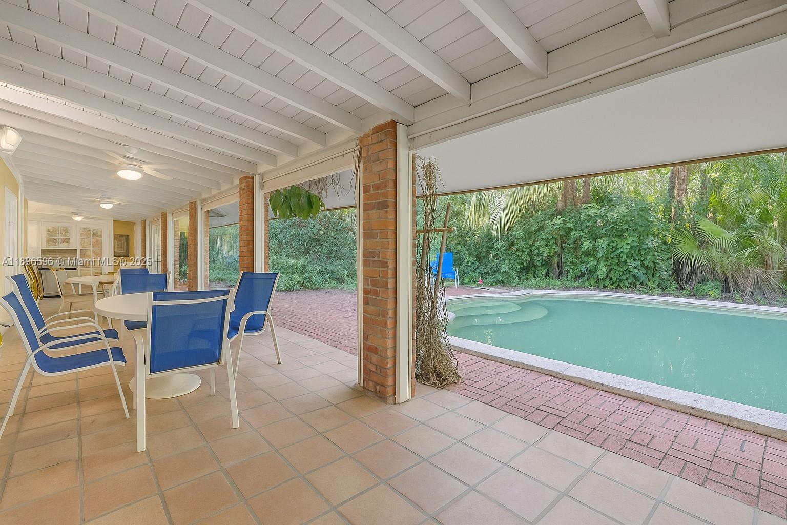 SUBURBAN ESTATES - Residential