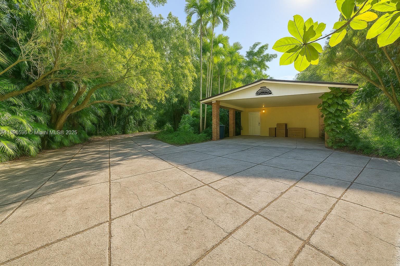 SUBURBAN ESTATES - Residential