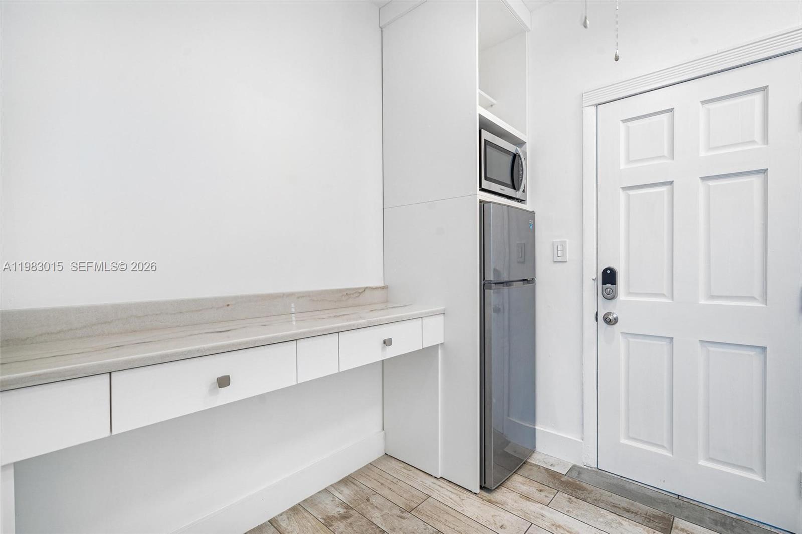 FAIRLAWN - Residential Lease