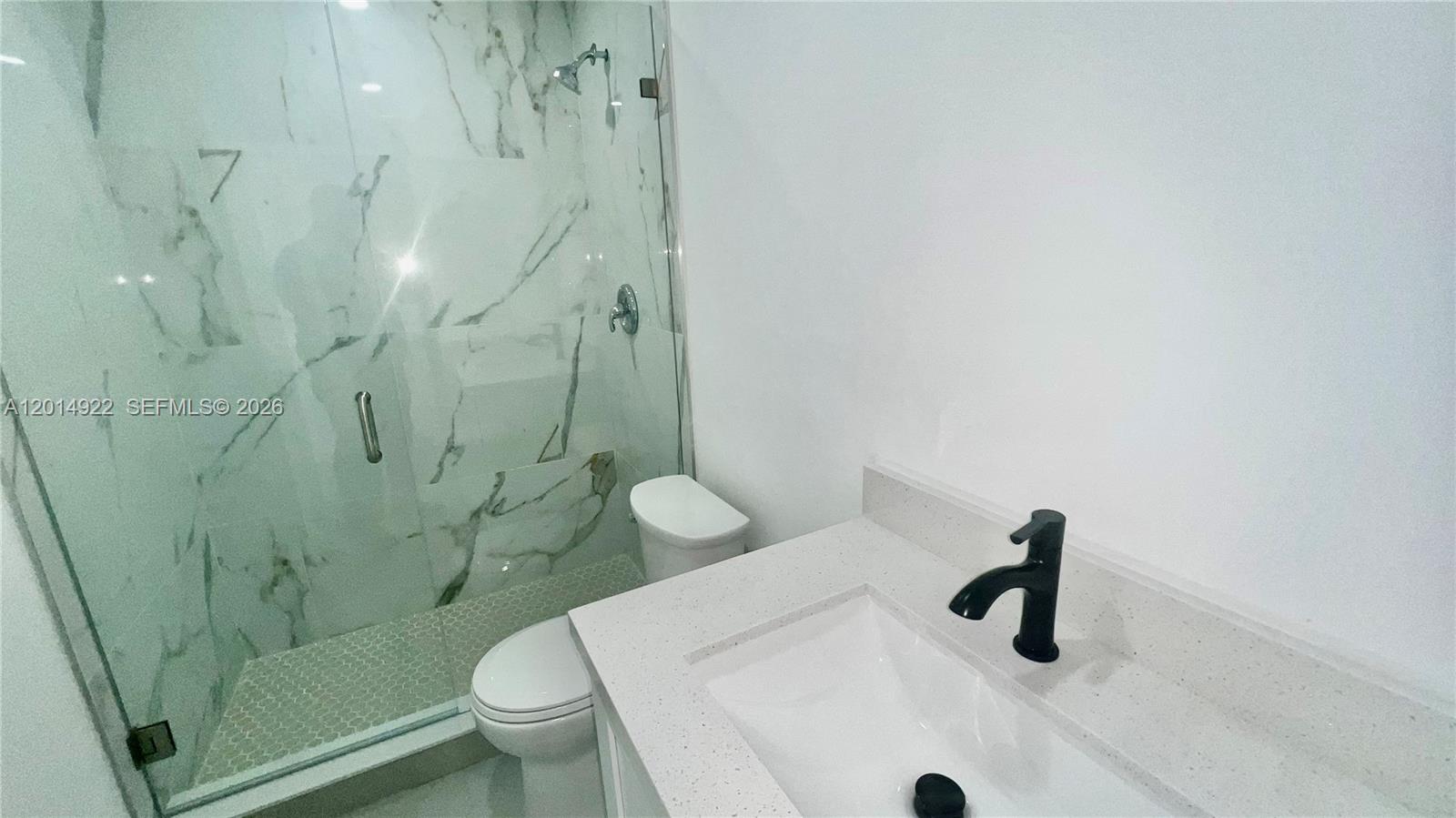 RICHMOND HGTS ESTS 3RD AD - Residential Lease