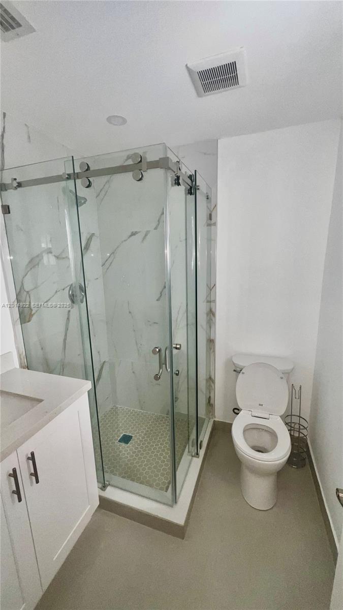 RICHMOND HGTS ESTS 3RD AD - Residential Lease