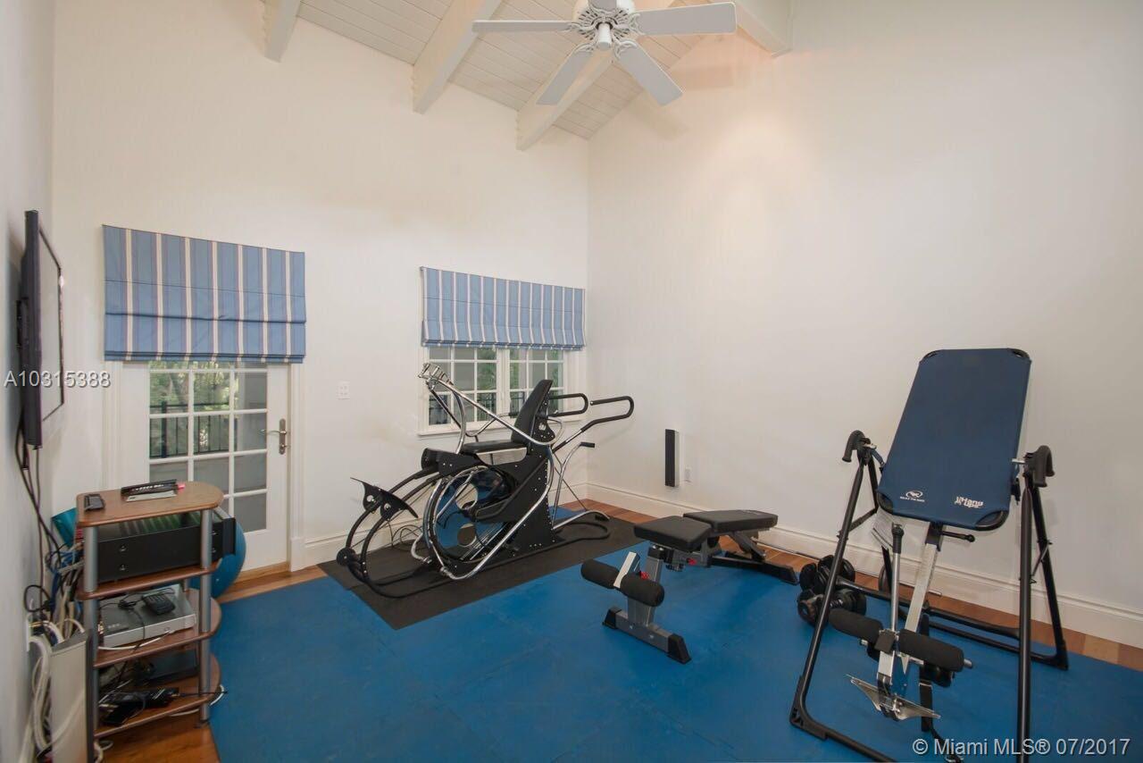 CLEVELAND PARK - Residential