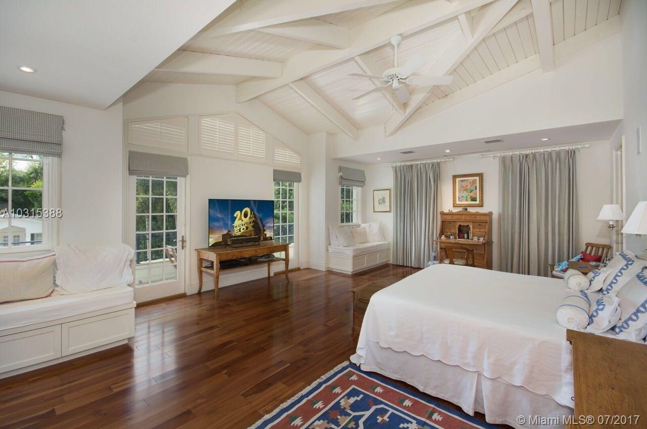 CLEVELAND PARK - Residential