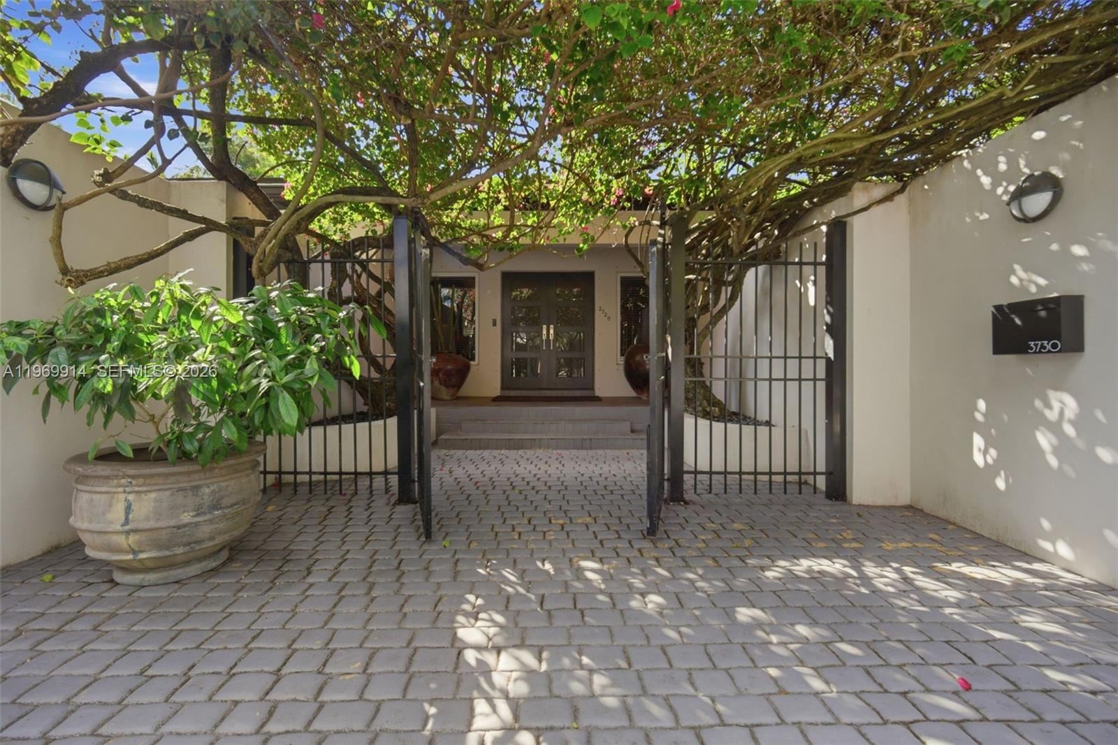 PEARL PROPERTY - Residential