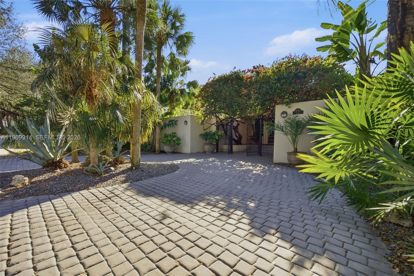 PEARL PROPERTY - Residential