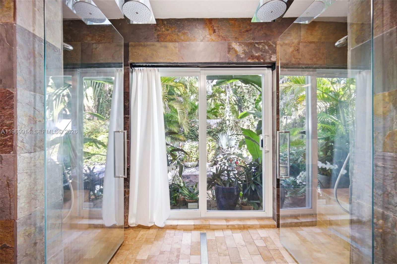 PEARL PROPERTY - Residential