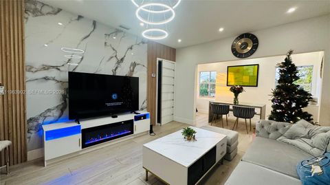 1668 SW 20th St 2 Miami FL 33145