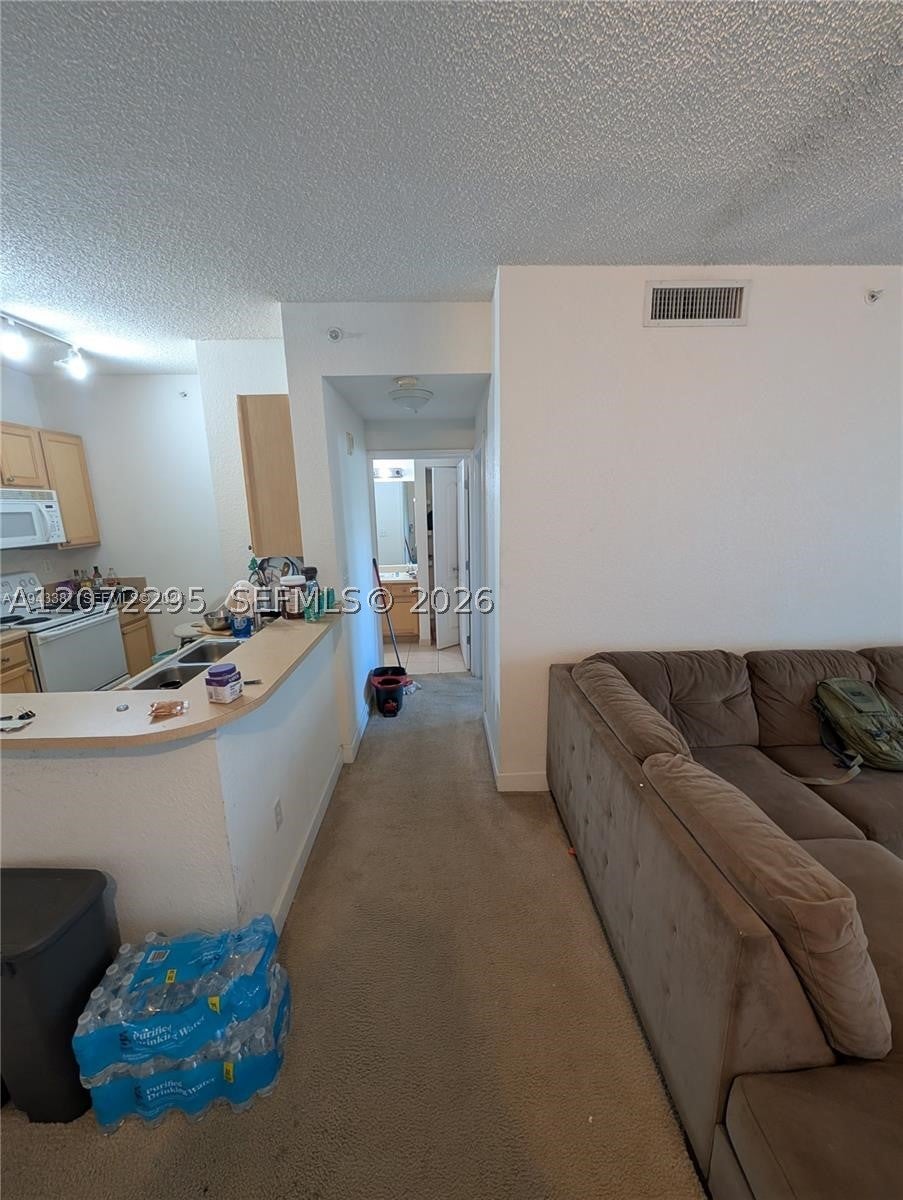 6001 SW 70th St 620