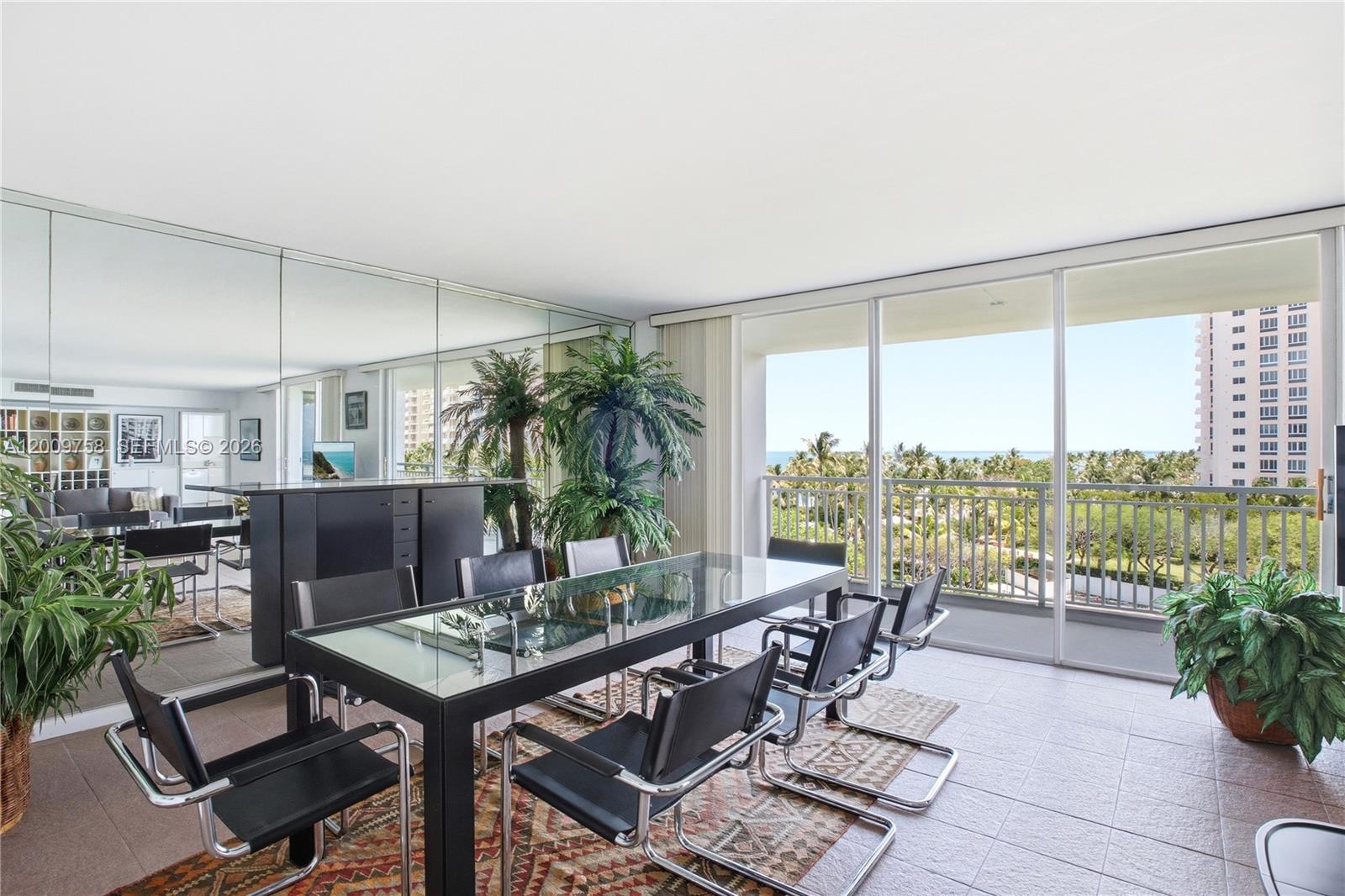 SANDS OF KEY BISCAYNE - Residential