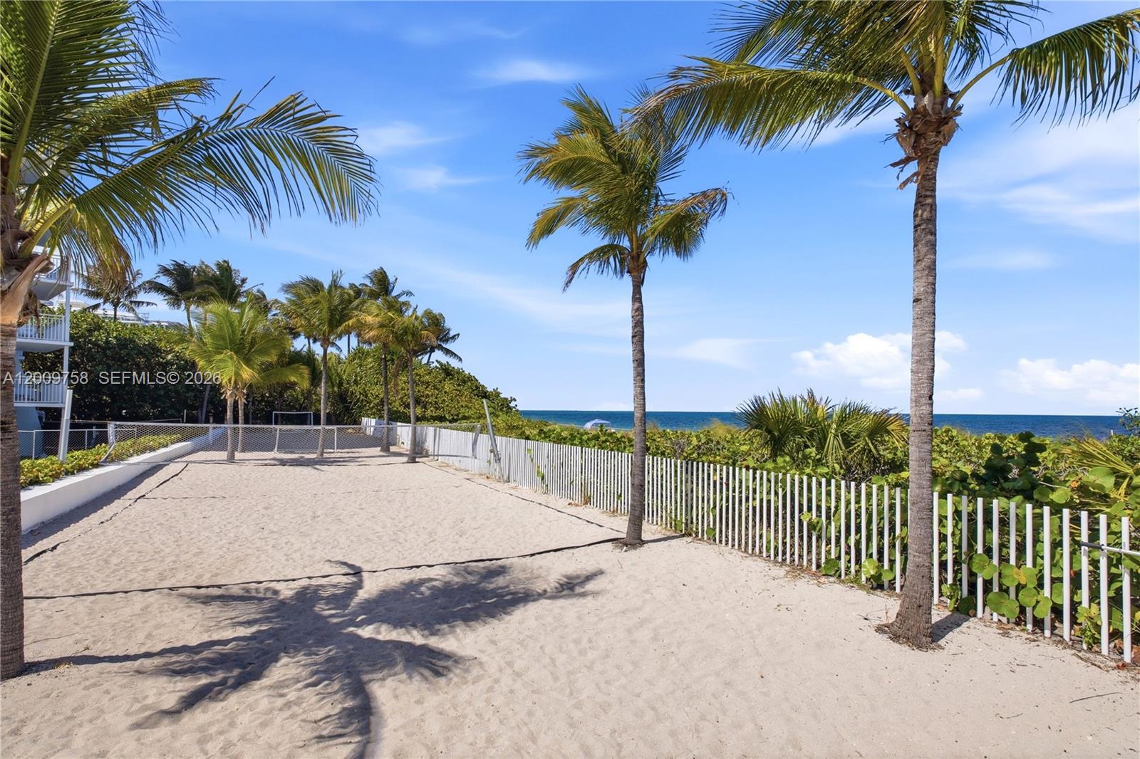 SANDS OF KEY BISCAYNE - Residential