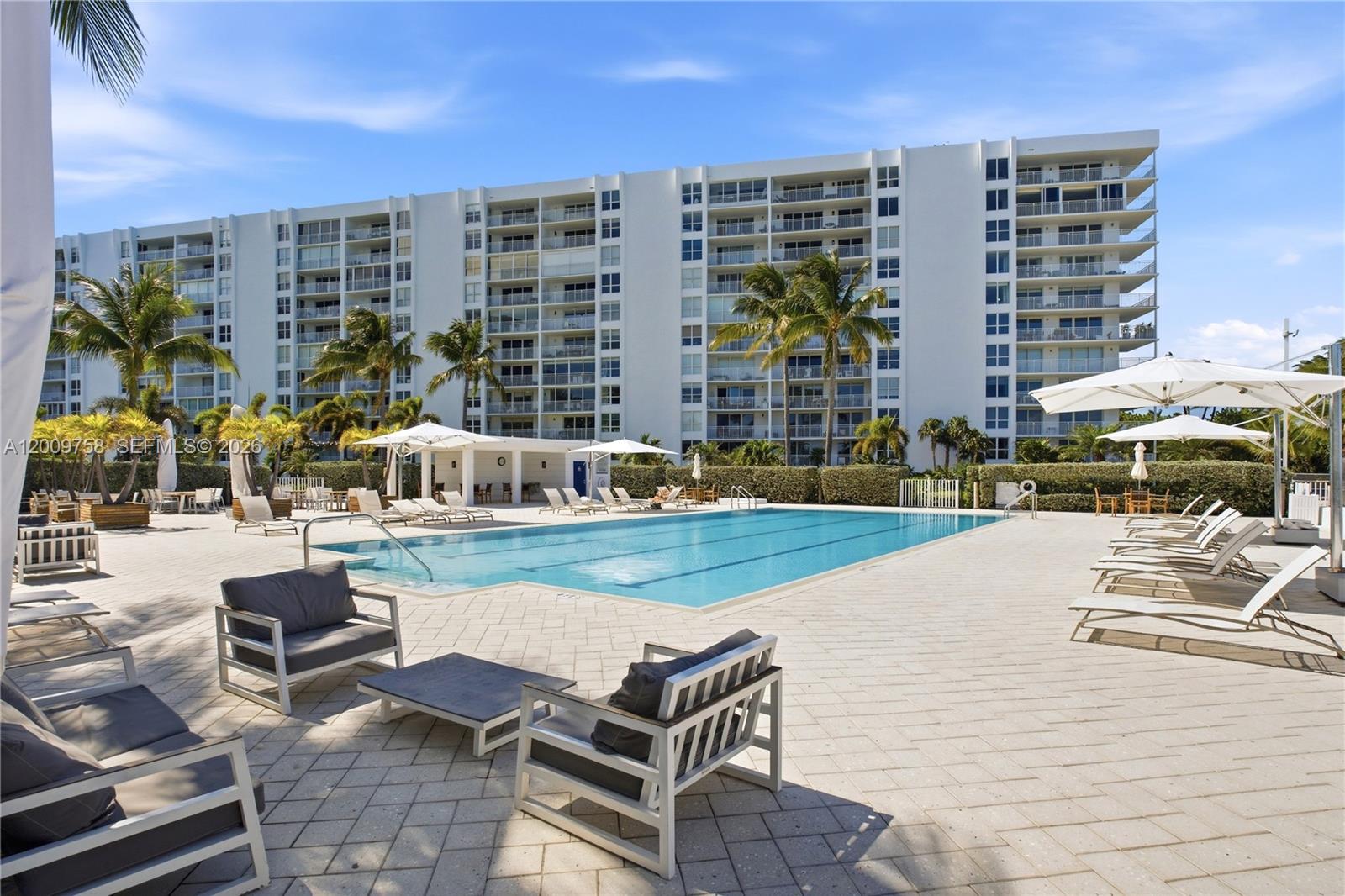 SANDS OF KEY BISCAYNE - Residential