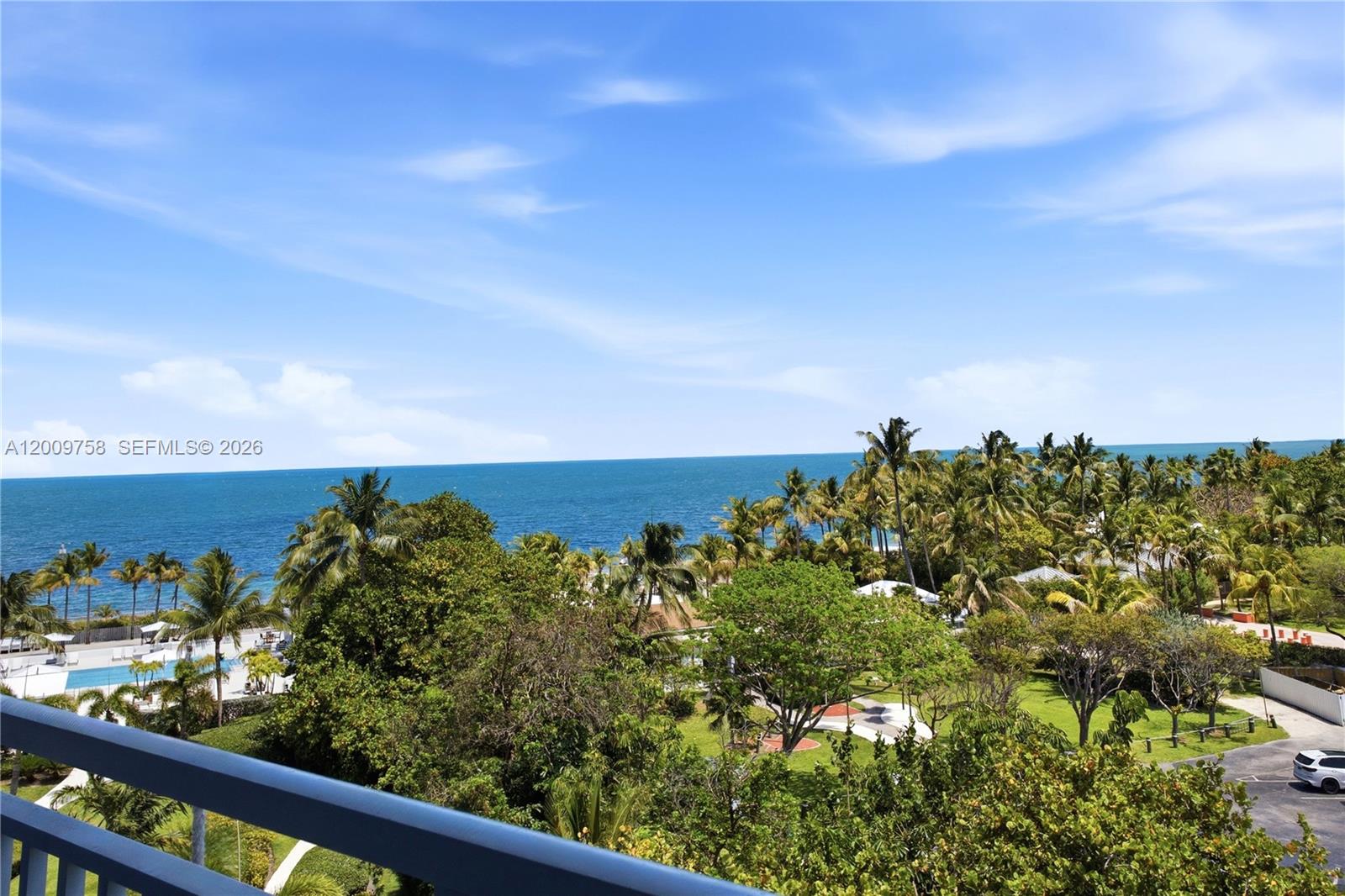 SANDS OF KEY BISCAYNE - Residential