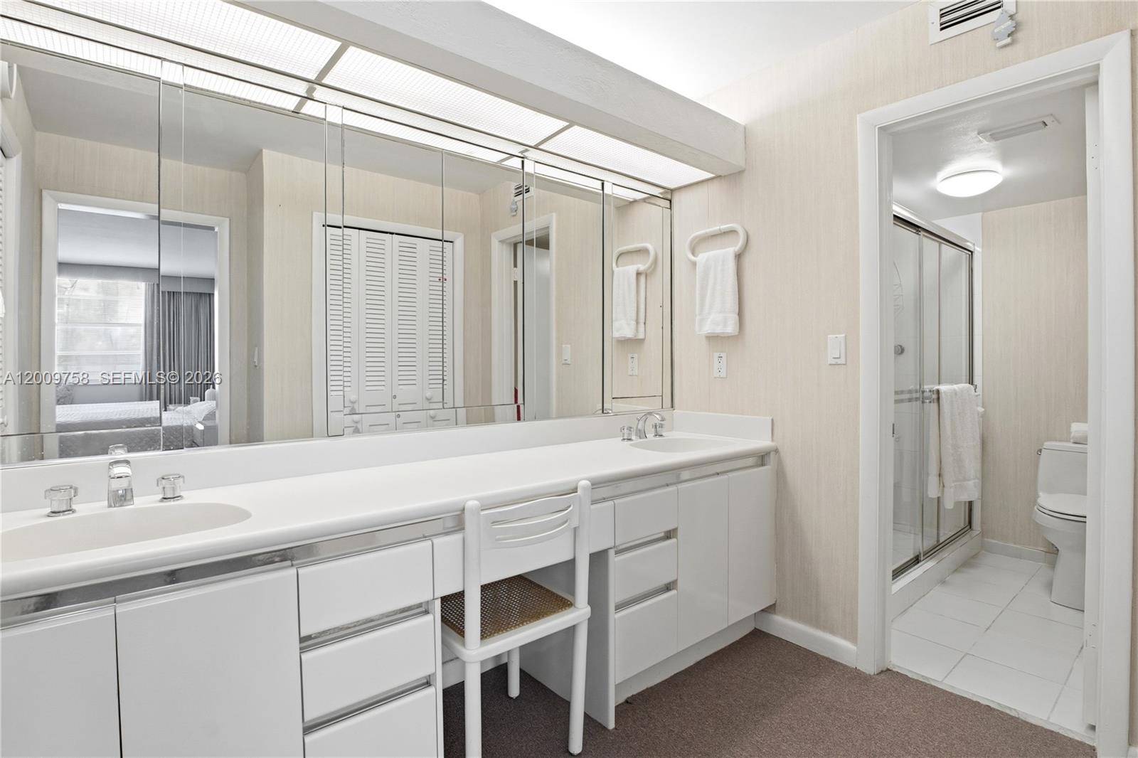 SANDS OF KEY BISCAYNE - Residential