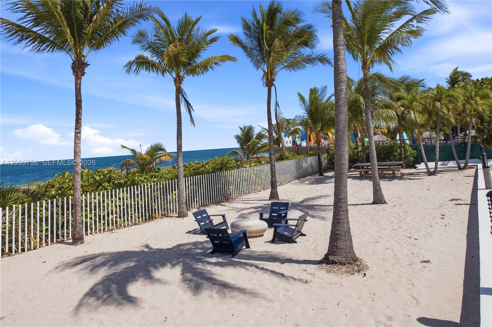 SANDS OF KEY BISCAYNE - Residential