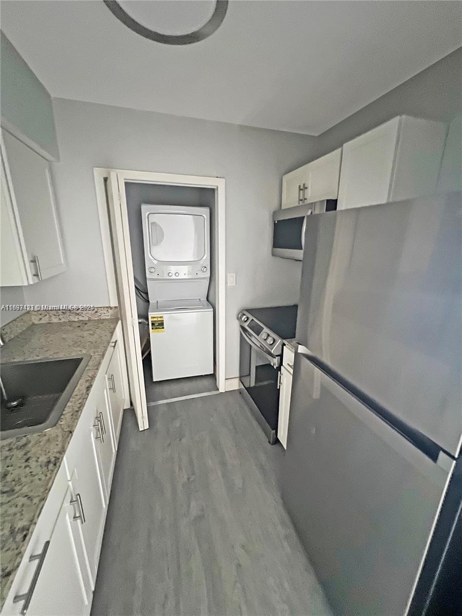 SILVER BLUFF GARDENS - Residential Income