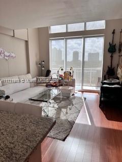 3000 Ne 188th St 706, Aventura, Miami-Dade County, Florida - 2 Bedrooms  
2 Bathrooms - 