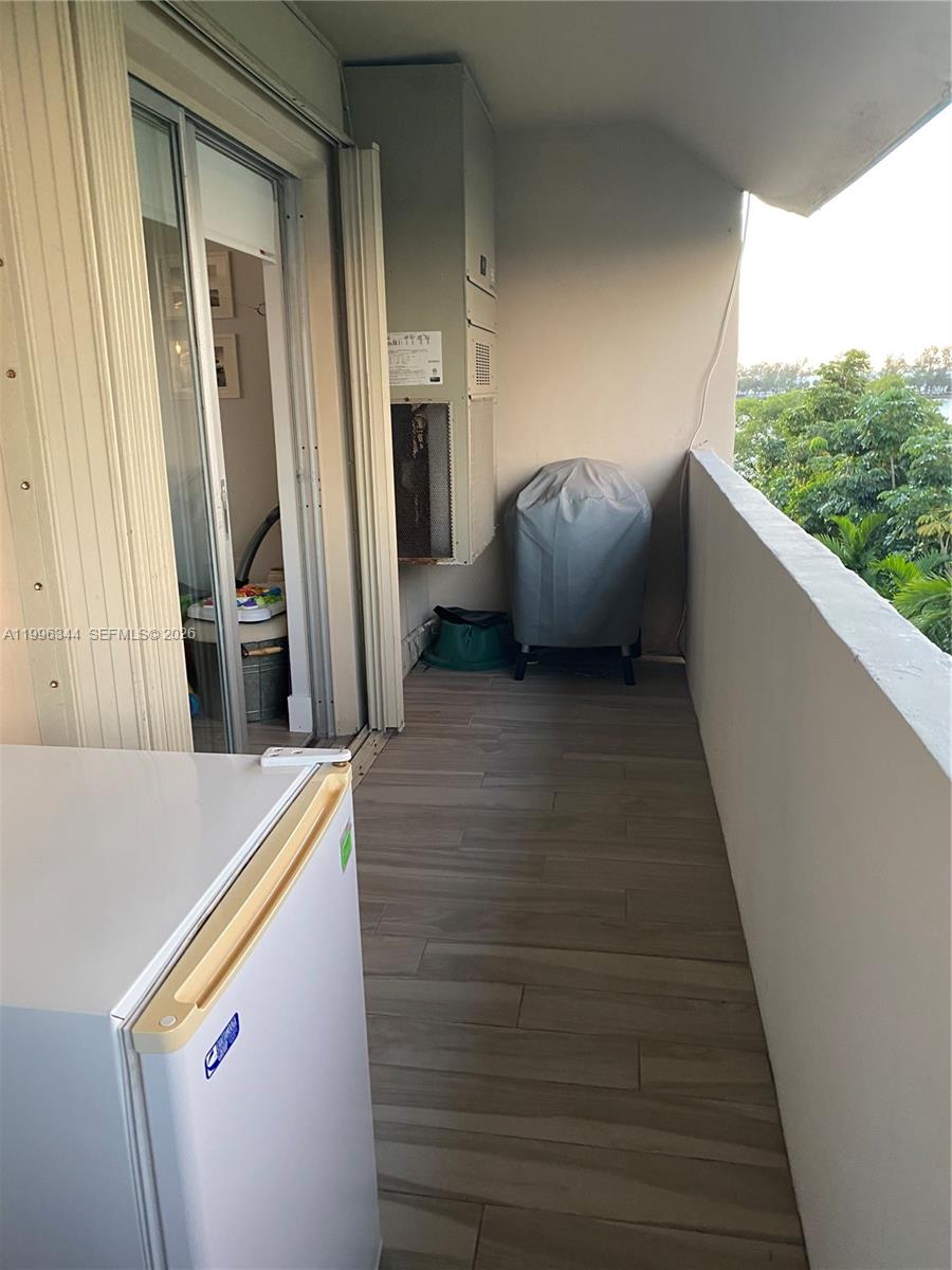 BRICKELL MAR CONDO - Residential Lease