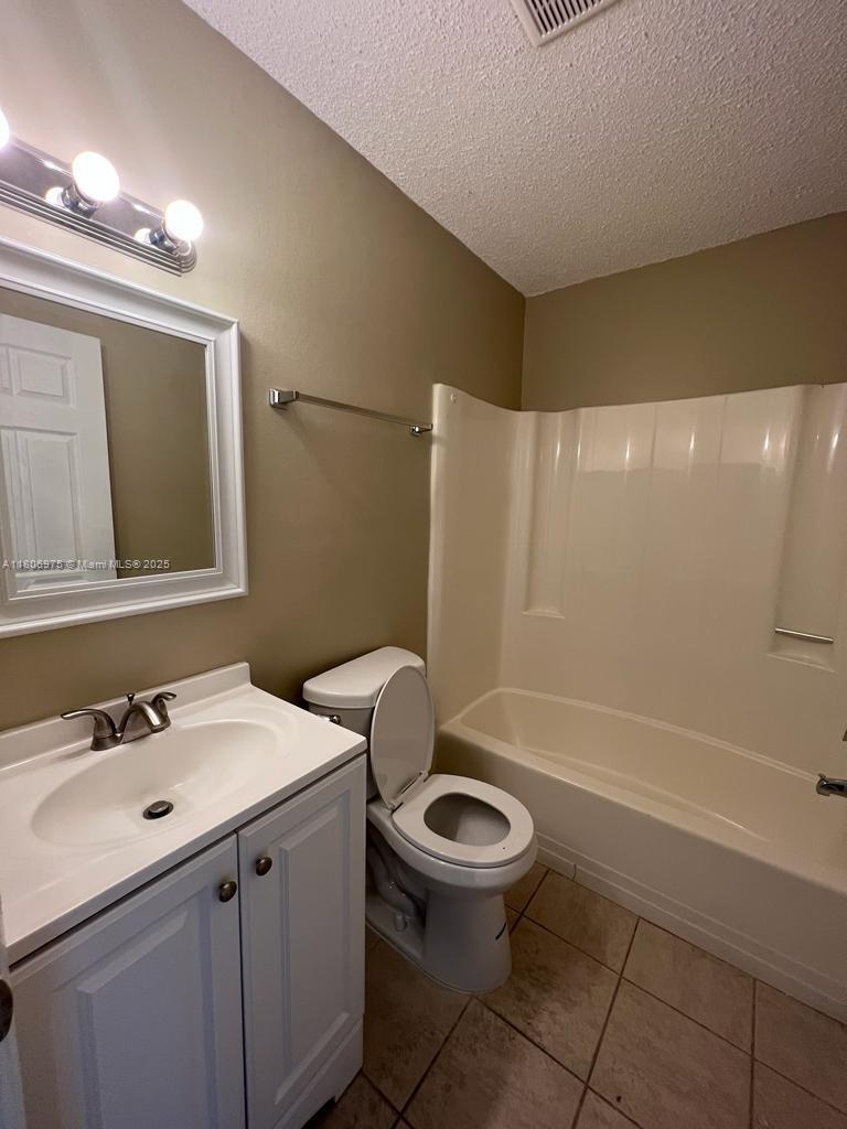 THE HEMINGWAY, A CONDOMIN - Residential