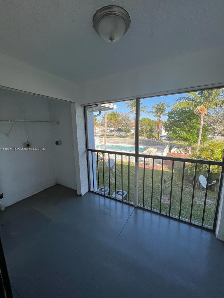 THE HEMINGWAY, A CONDOMIN - Residential