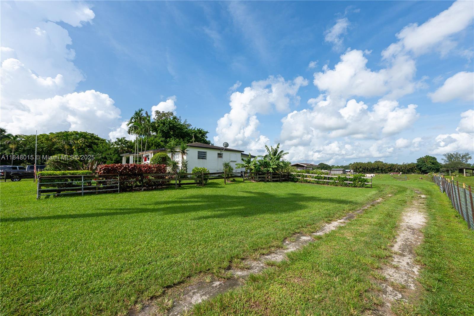 FLA FRUIT LANDS CO SUB NO - Residential