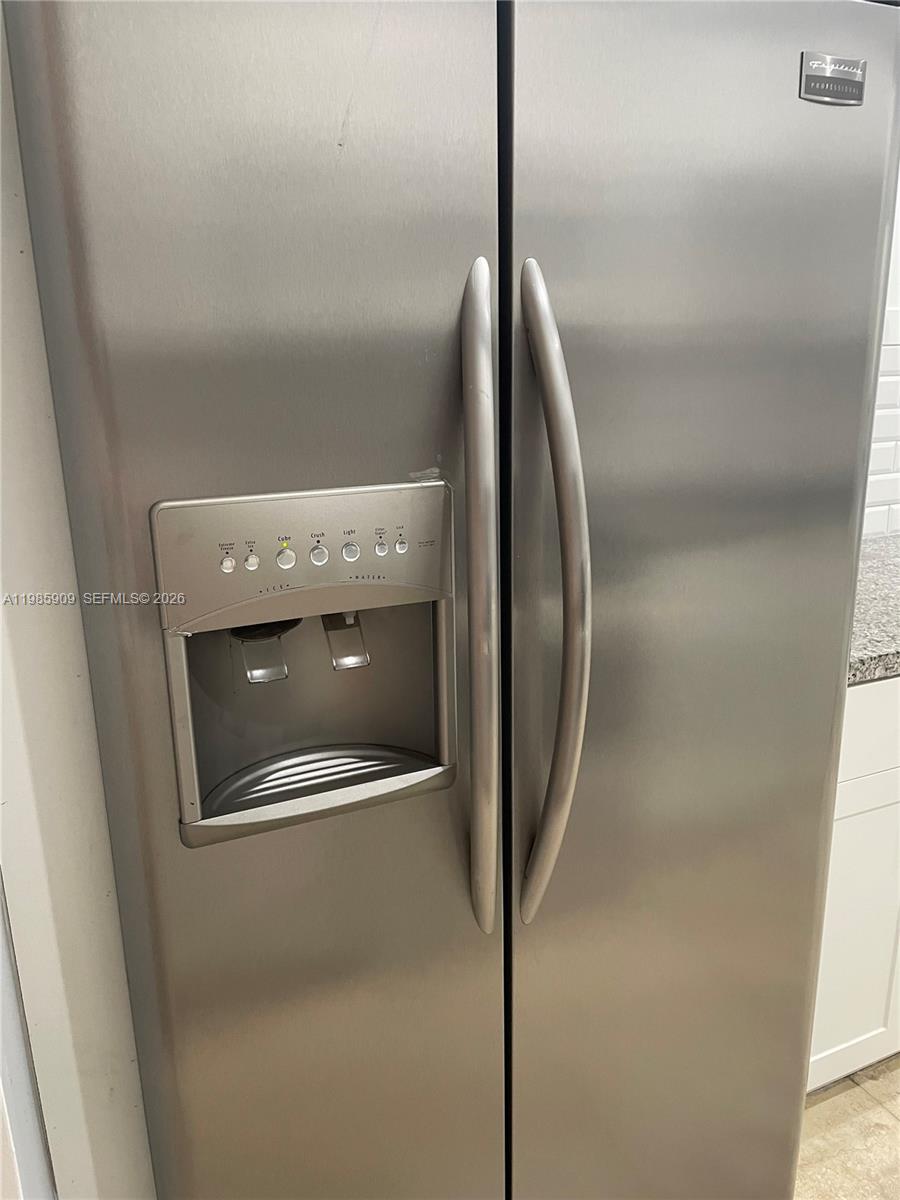 LONGWOOD HOUSE CONDO - Residential Lease