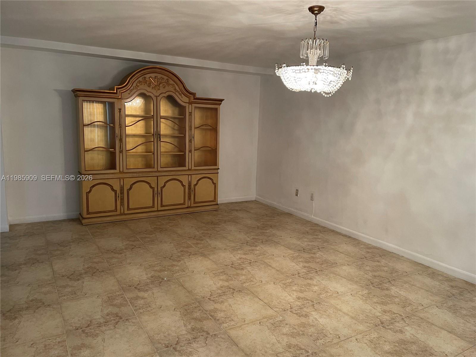 LONGWOOD HOUSE CONDO - Residential Lease