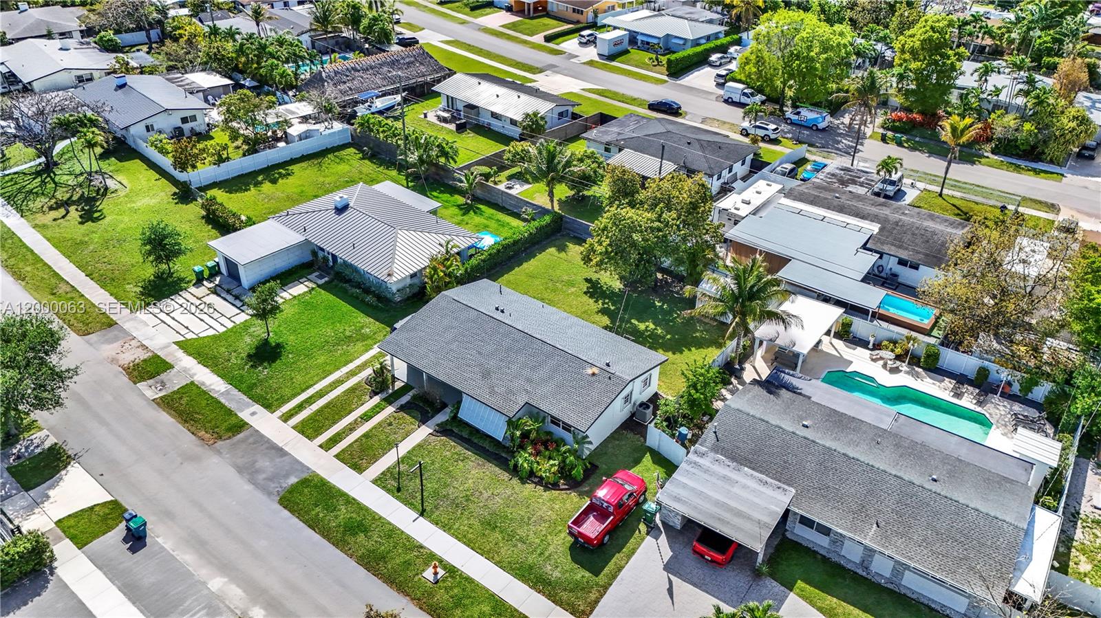 SOUTH CORAL HOMES SEC 2 - Residential