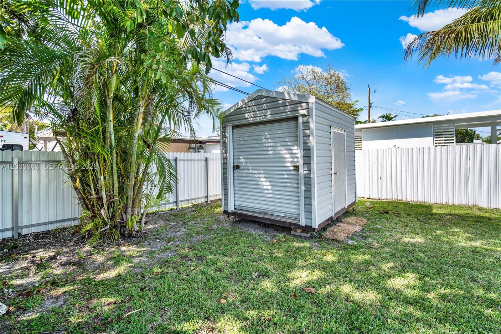 SOUTH CORAL HOMES SEC 2 - Residential