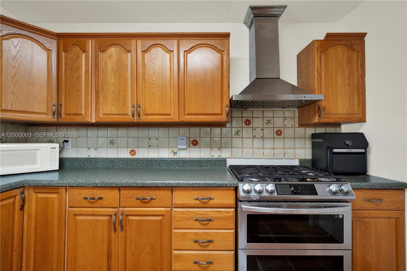 SOUTH CORAL HOMES SEC 2 - Residential