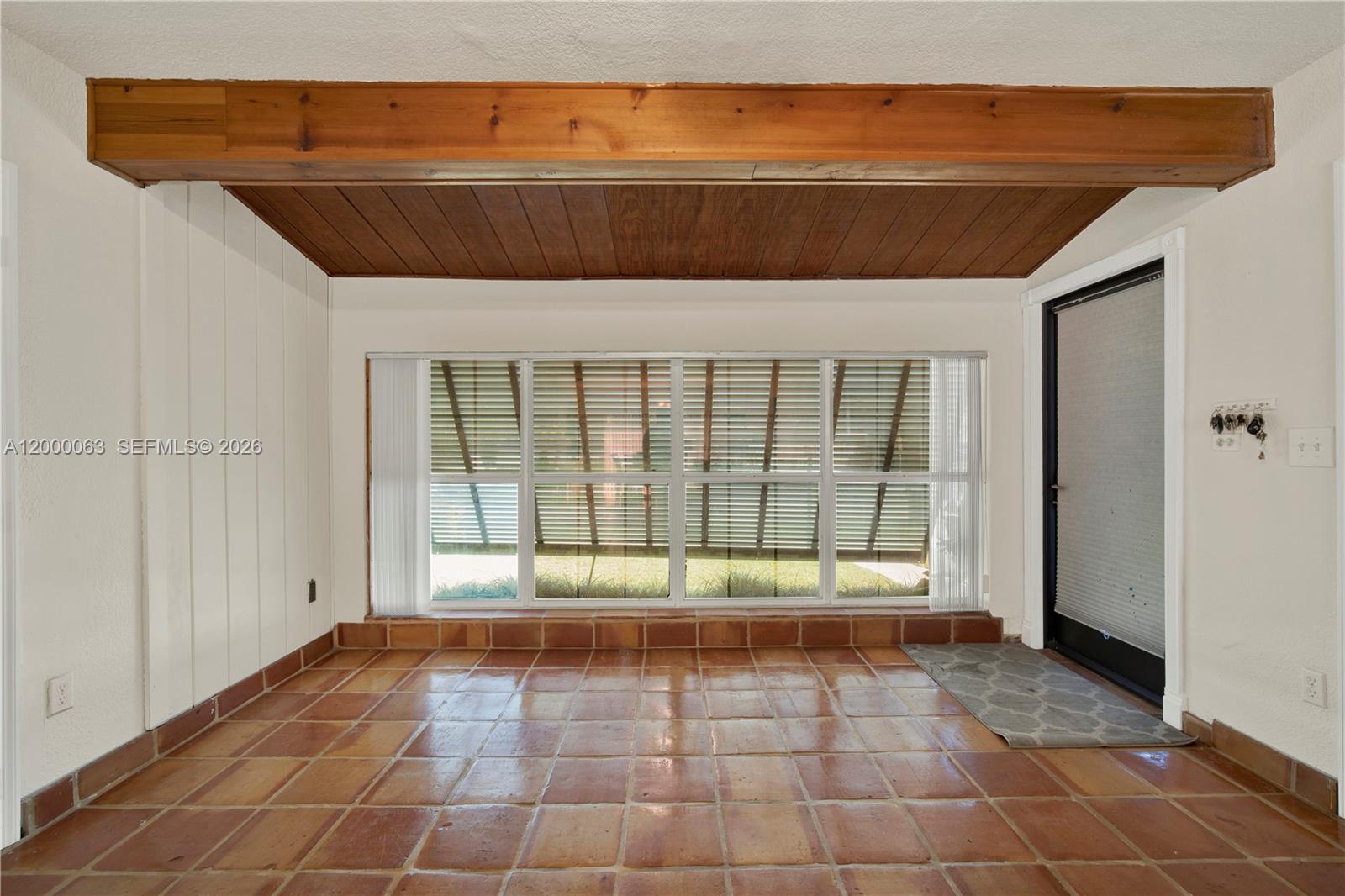 SOUTH CORAL HOMES SEC 2 - Residential