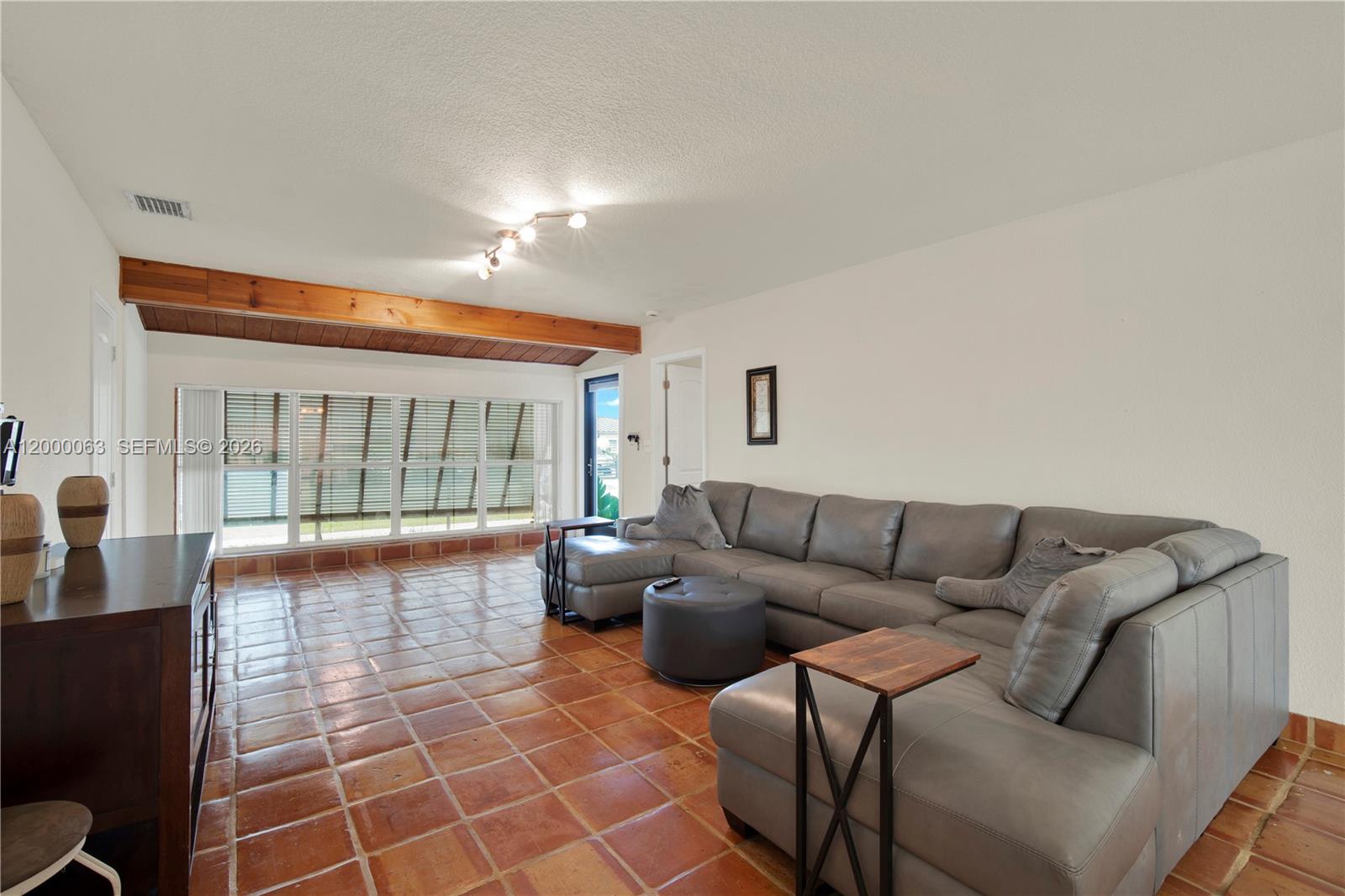 SOUTH CORAL HOMES SEC 2 - Residential