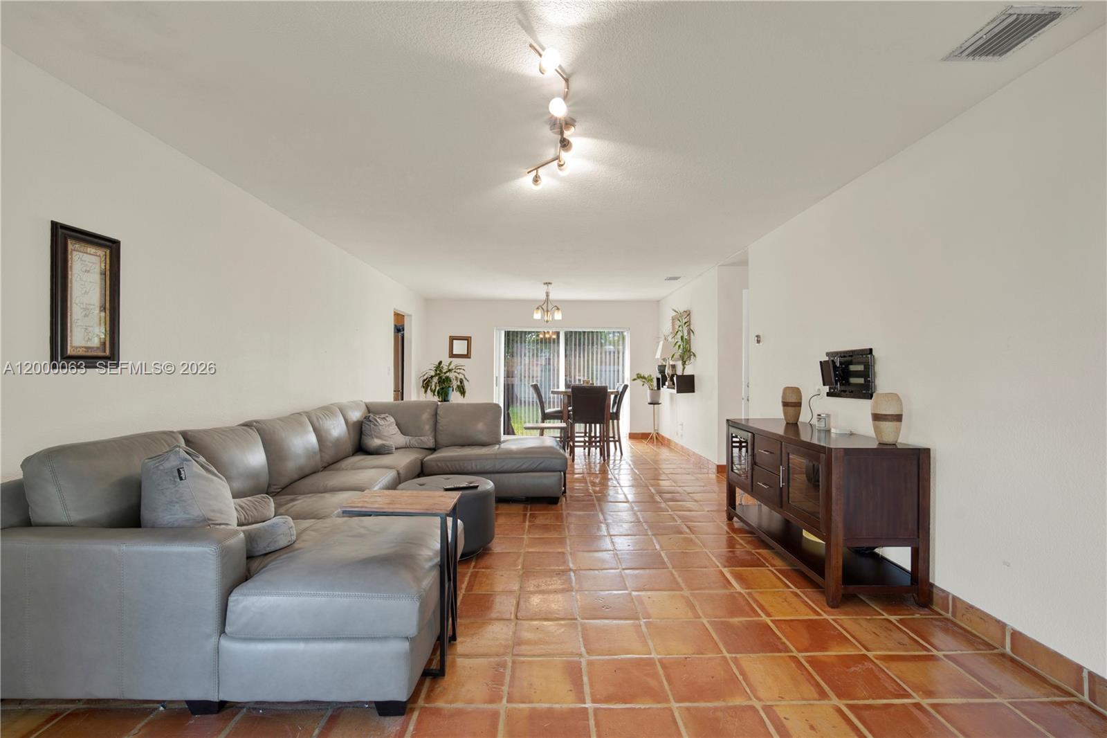 SOUTH CORAL HOMES SEC 2 - Residential