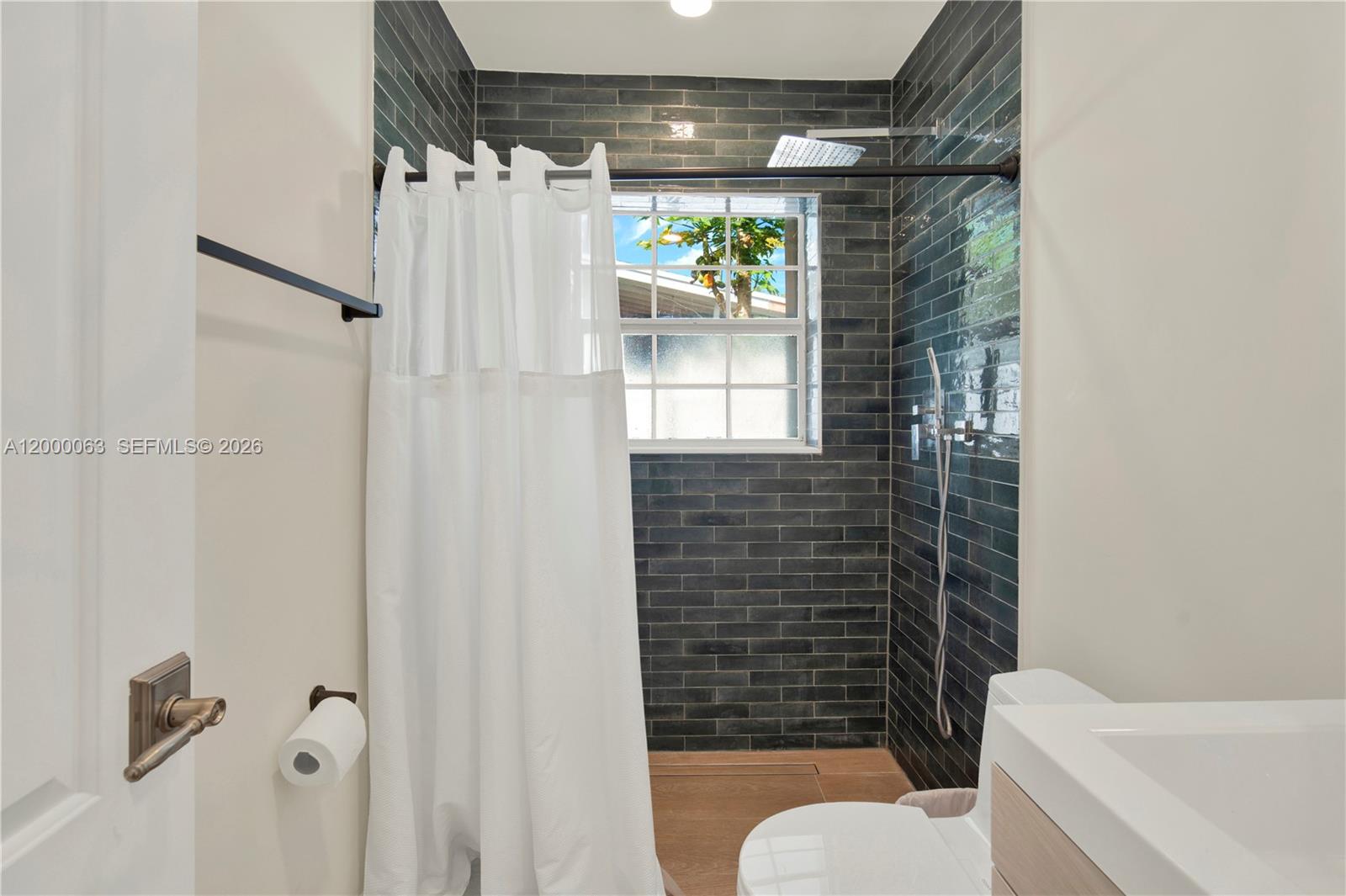 SOUTH CORAL HOMES SEC 2 - Residential