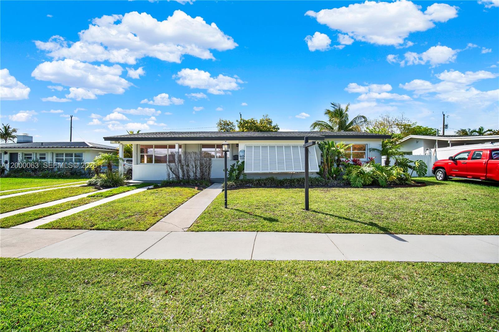 SOUTH CORAL HOMES SEC 2 - Residential