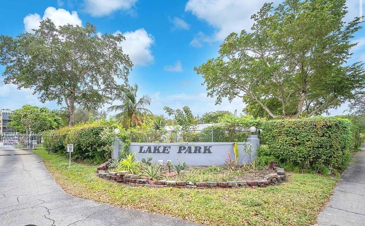 Rental Property at 952 Ne 199th St 4K, Miami, Broward County, Florida - Bedrooms: 1 
Bathrooms: 2  - $1,700 MO.