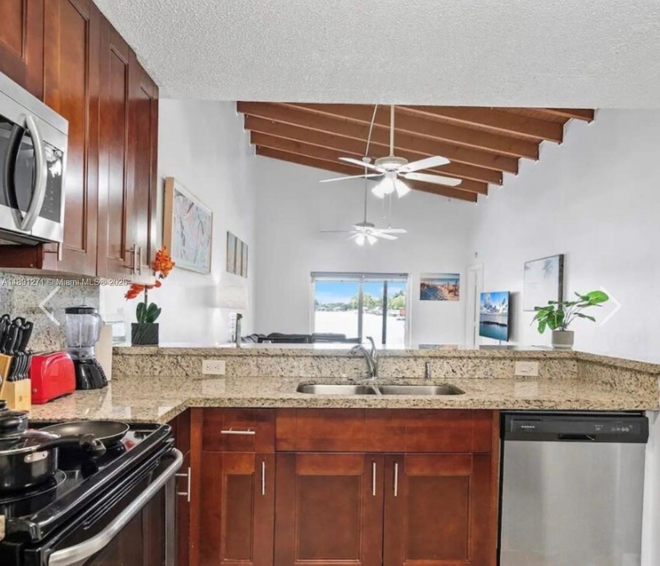 LABEAU ACRES - Residential Lease