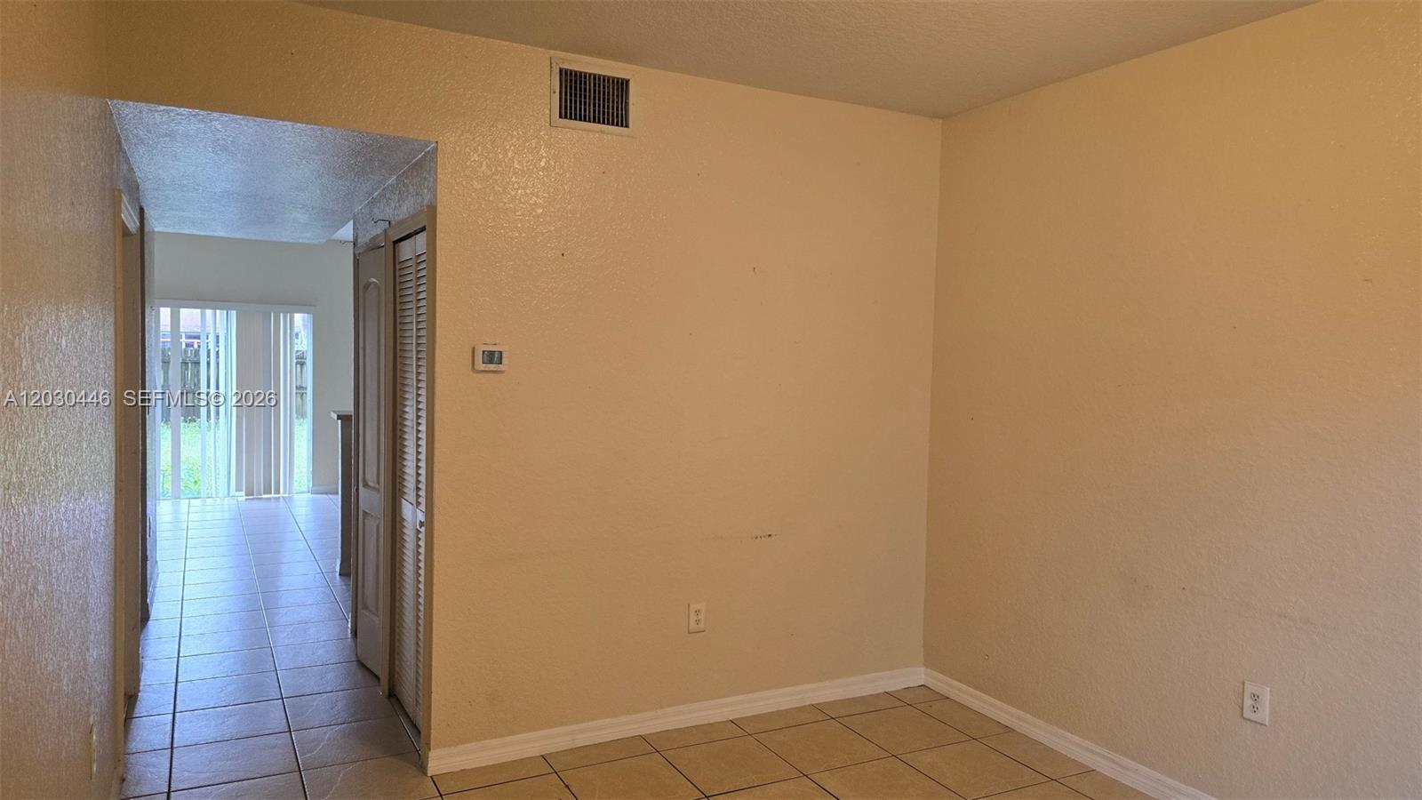 671 SW 10th St