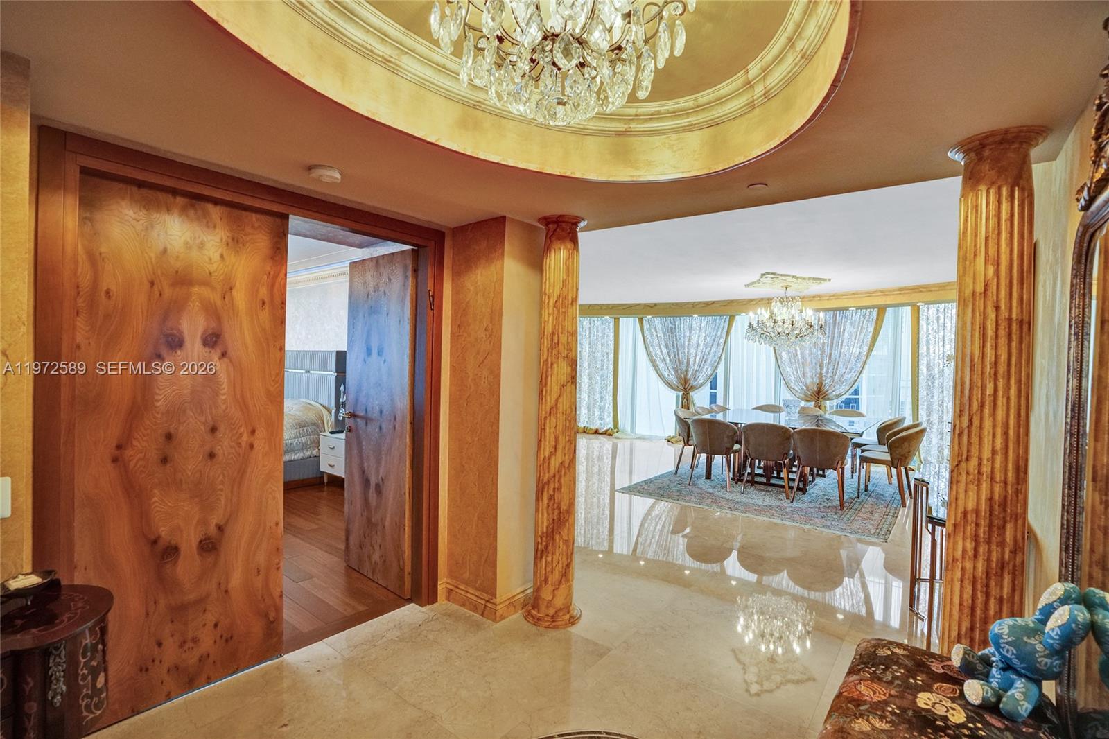 THE PINNACLE CONDO - Residential