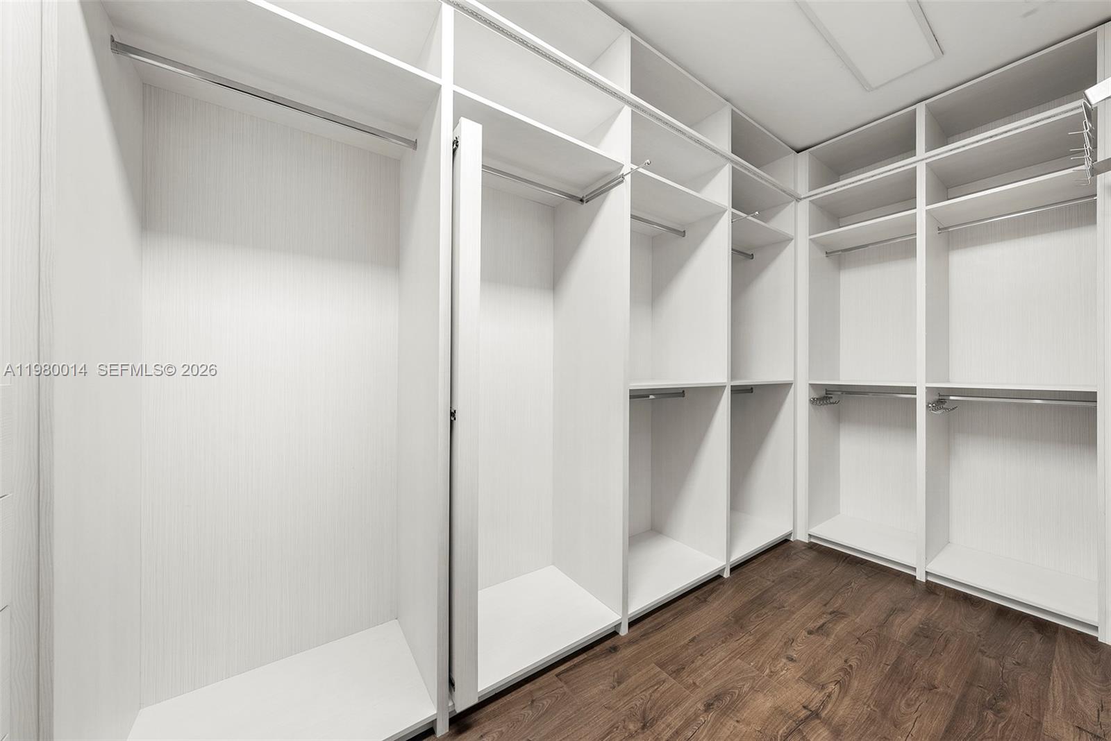 HARBOR ISLANDS - Residential