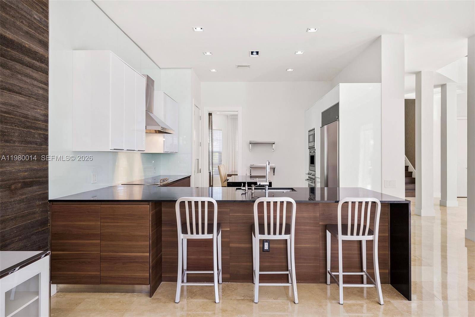 HARBOR ISLANDS - Residential