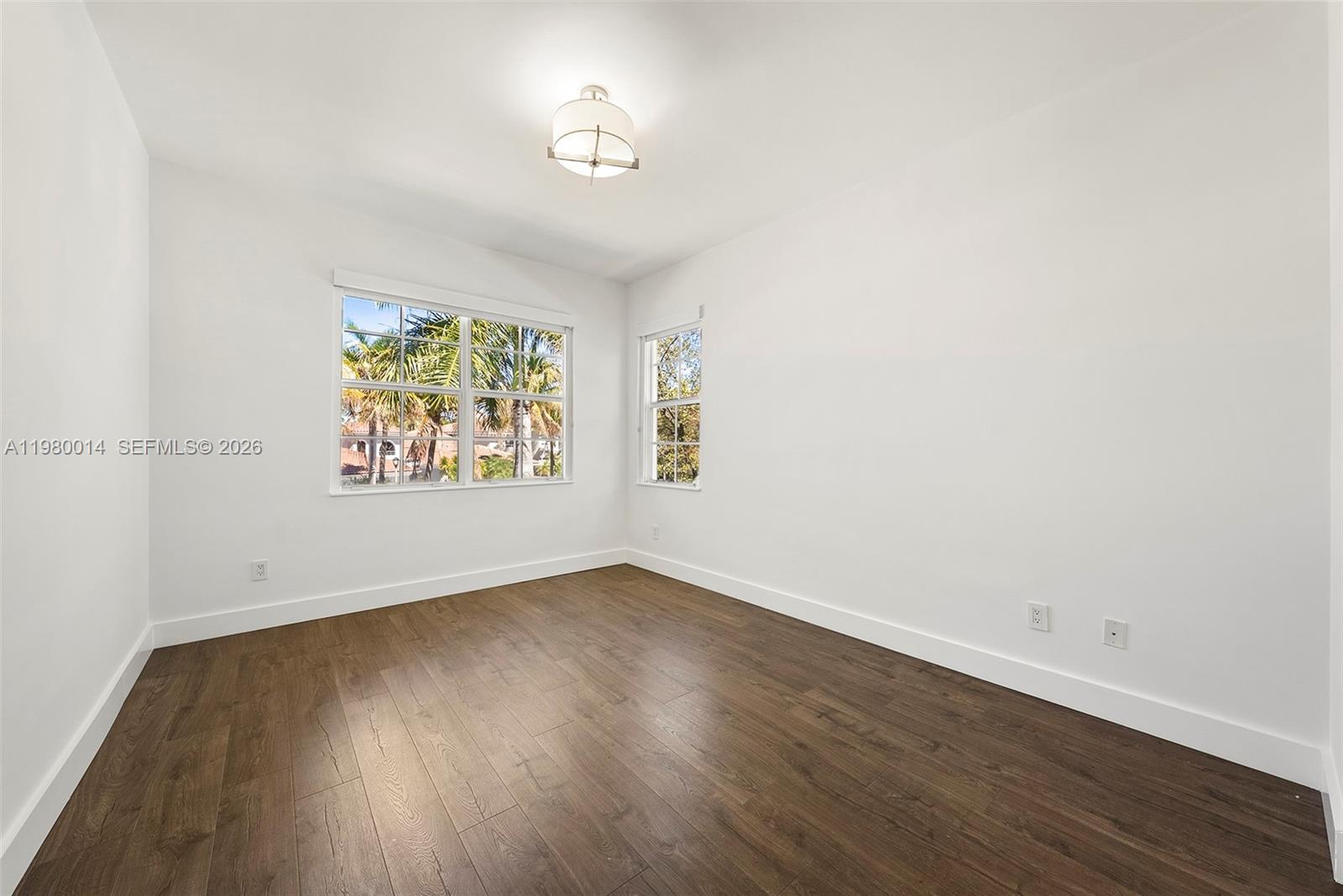 HARBOR ISLANDS - Residential