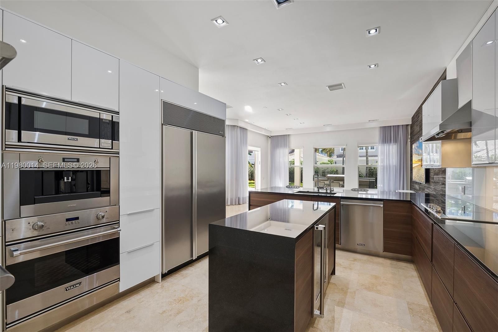 HARBOR ISLANDS - Residential