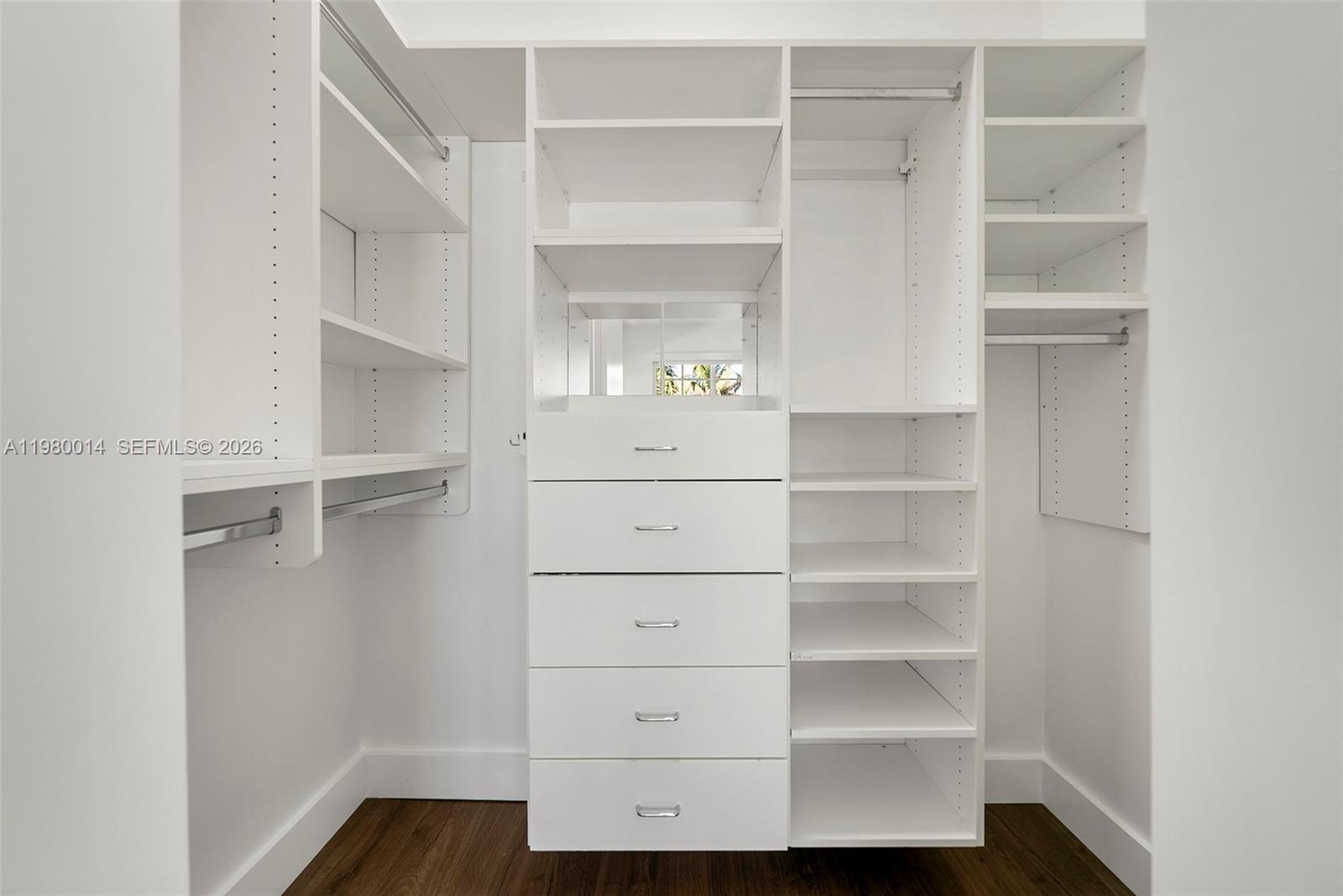 HARBOR ISLANDS - Residential