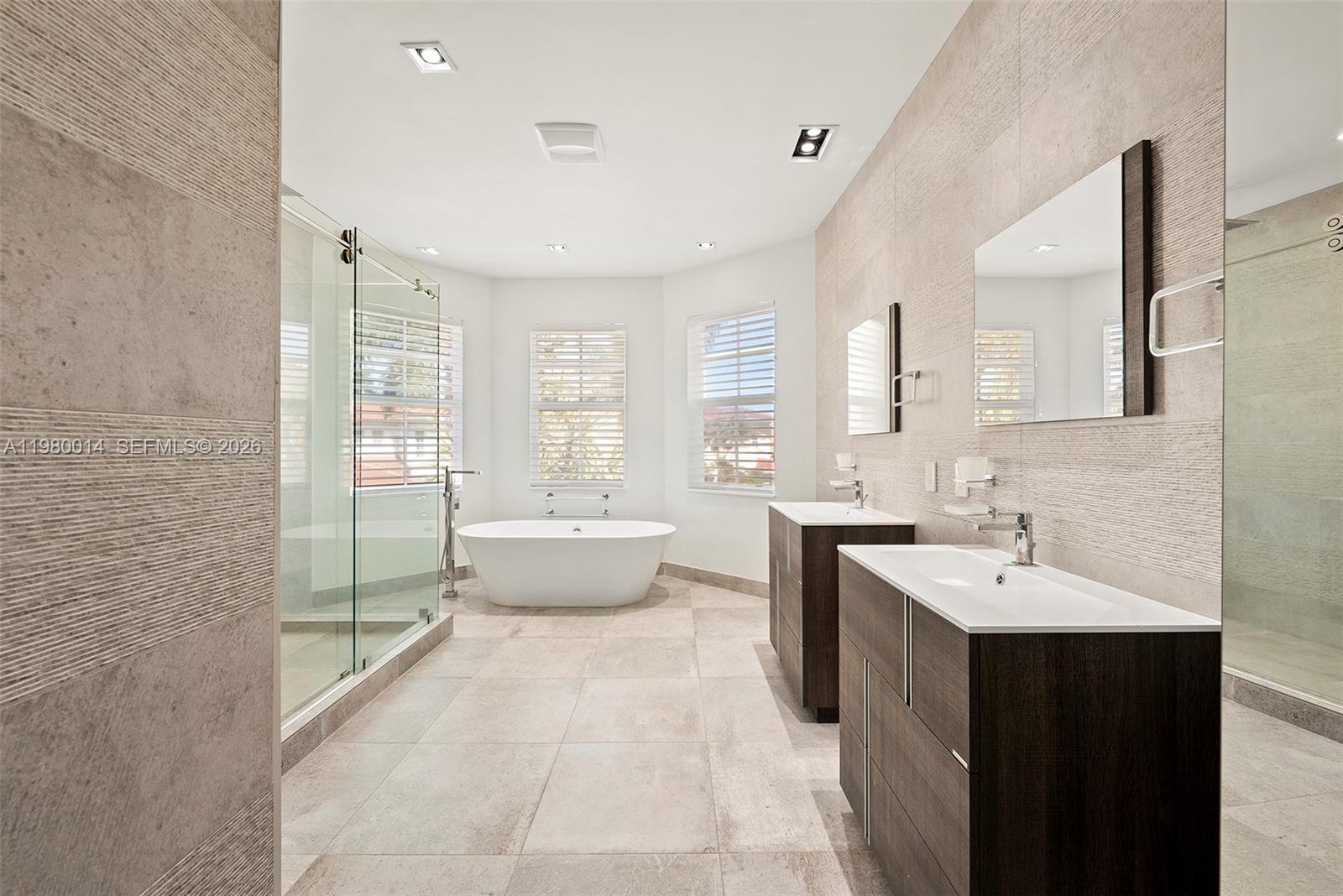 HARBOR ISLANDS - Residential