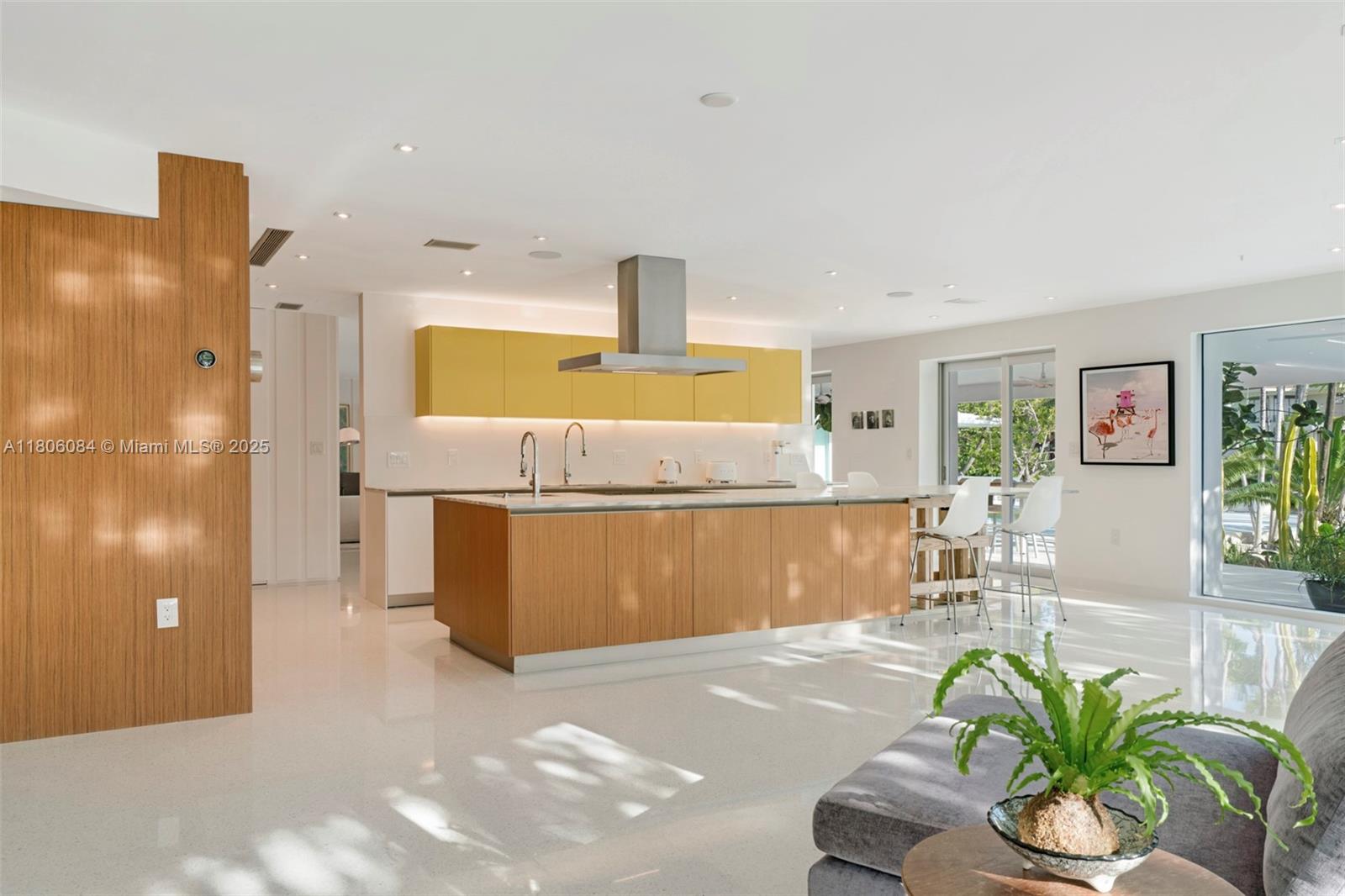 CAPE FLA SUB SEC 2 - Residential Lease