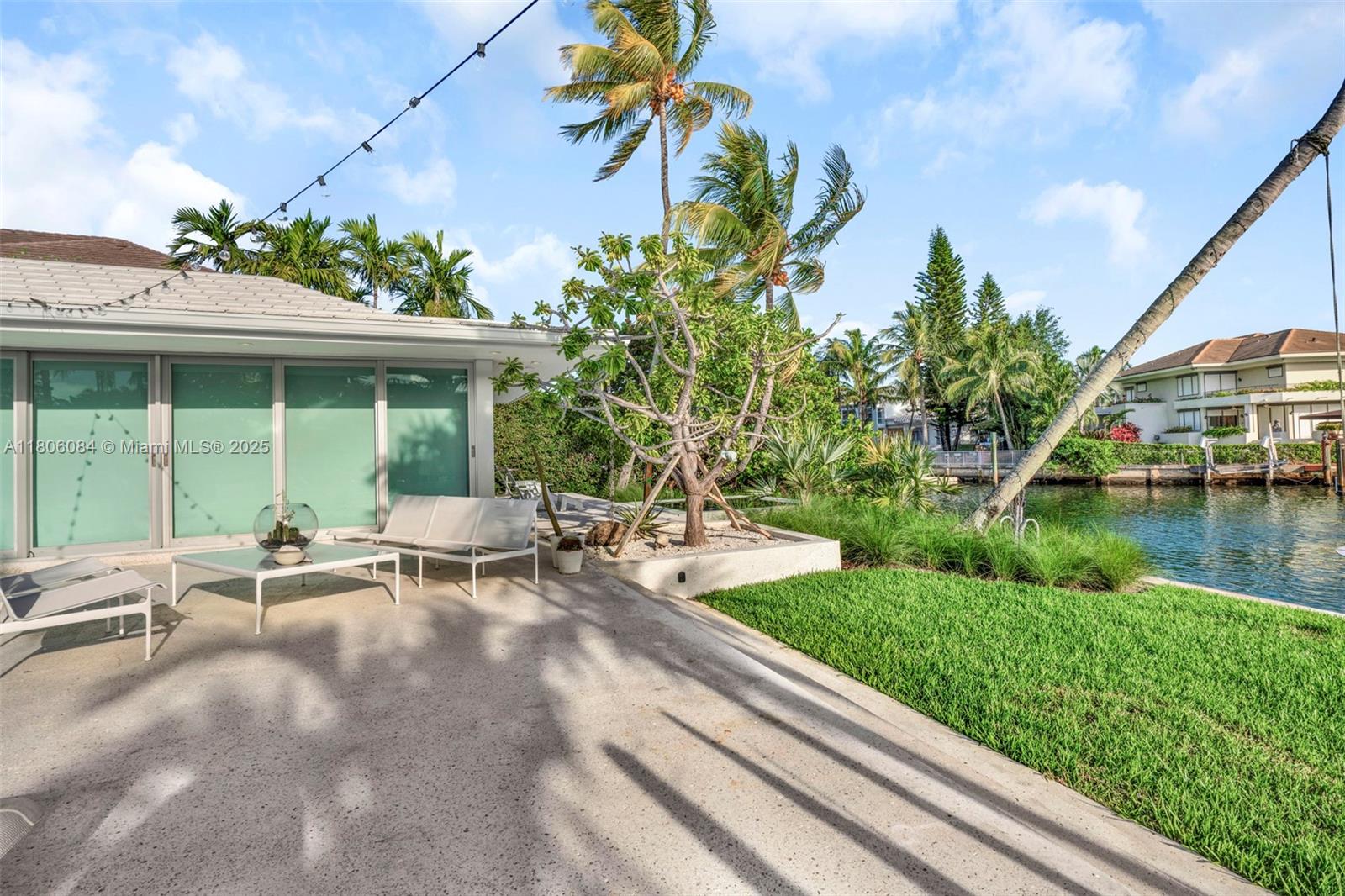 CAPE FLA SUB SEC 2 - Residential Lease