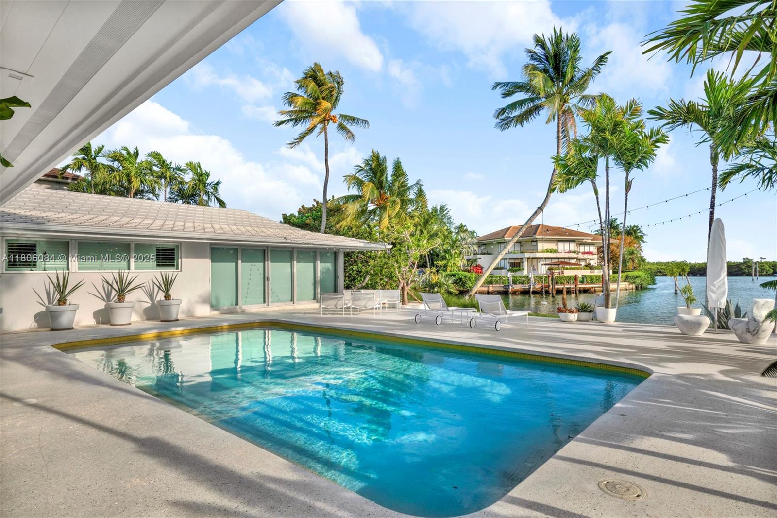 CAPE FLA SUB SEC 2 - Residential Lease