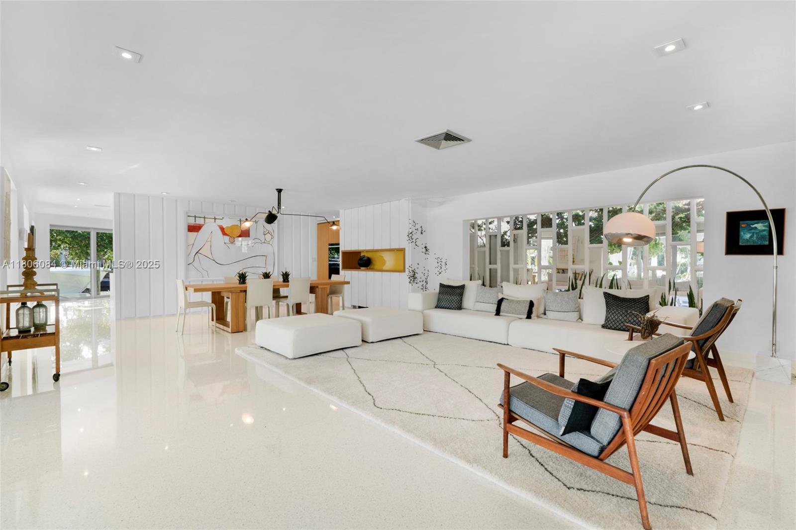 CAPE FLA SUB SEC 2 - Residential Lease